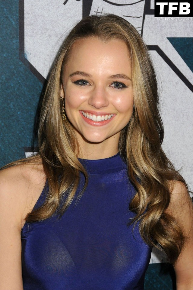 59441-madison-iseman-in-america-daughter-sexy-instagram-check-in-celebrity